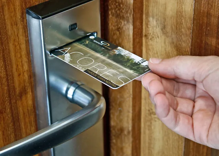 Acores Лиссабон